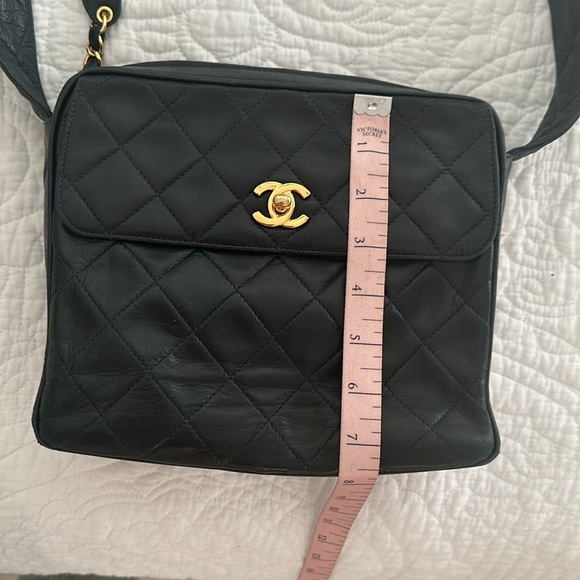 Vintage chanel camera bag - Picture 11 of 15